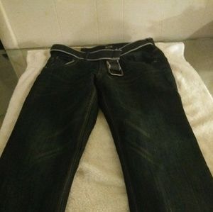 F.U.S.A.I MEN STRAIGHT LEG JEANS.